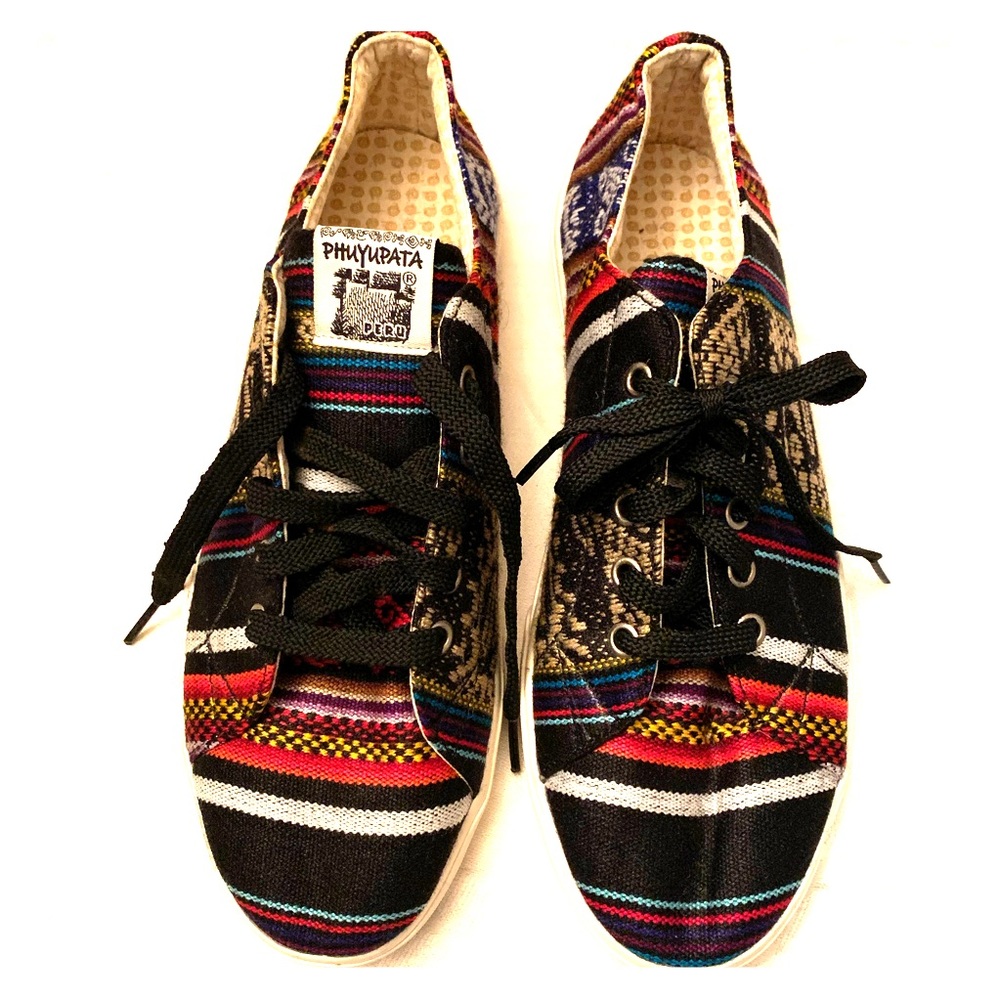 Phuyupata lace-up sneakers, size 39